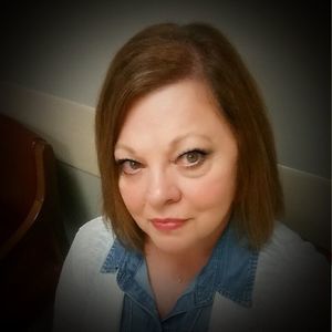 Meet your Posher, Laverne